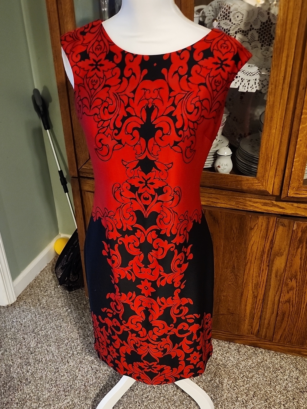 Red & Black Patterned Cap-Sleeve Sheath Dress